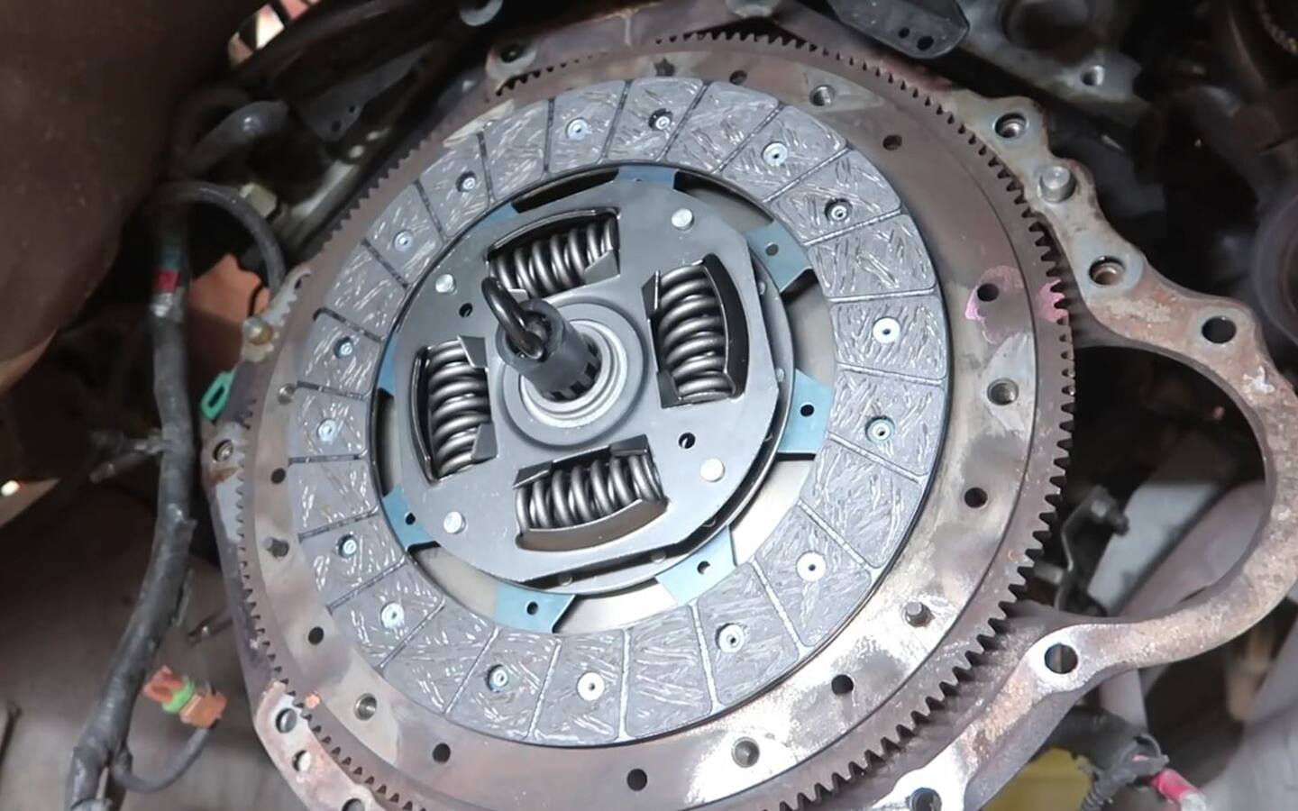 How to Change A Clutch on a RearWheelDrive Vehicle Advance Auto Parts